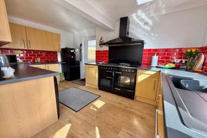 Kitchen- click for photo gallery